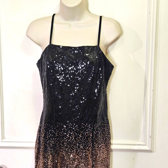 IRIS Black & Gold Ombre Sequin Cocktail Strappy Mini Dress,Medium - Picture 7 of 16
